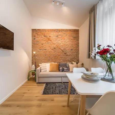 Lejlighed Rakosarna &