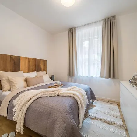 Rakosarna & Apartment *