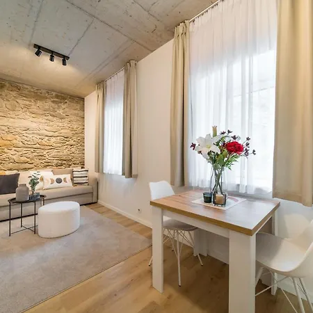 Apartmán Rakosarna & *