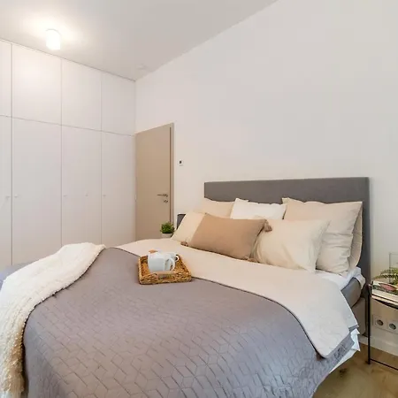 Lejlighed Rakosarna & *