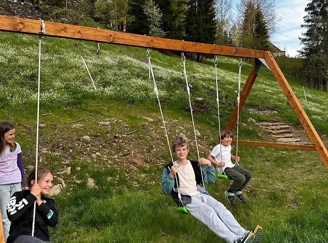 Rakosarna & Lägenhet